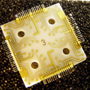 Amdahl_5860_Computer_Air_Cooled_LSI_RAM_Chip_02